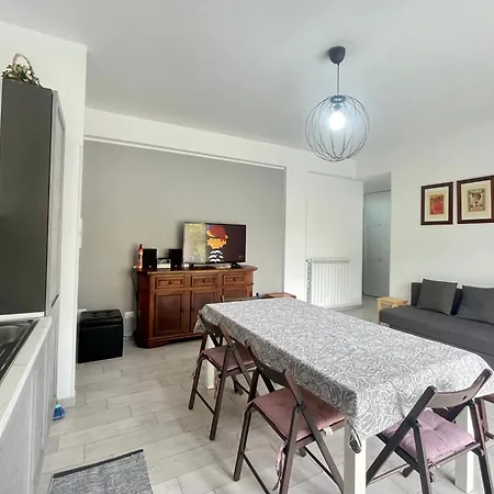 Lido Cincinnato House -